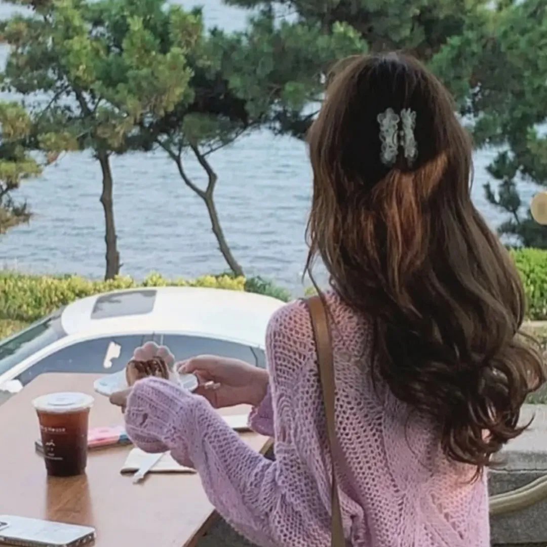 景颇姑娘