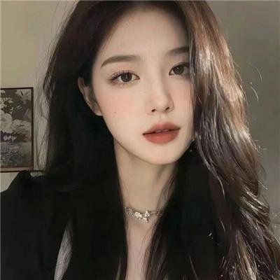 三女性